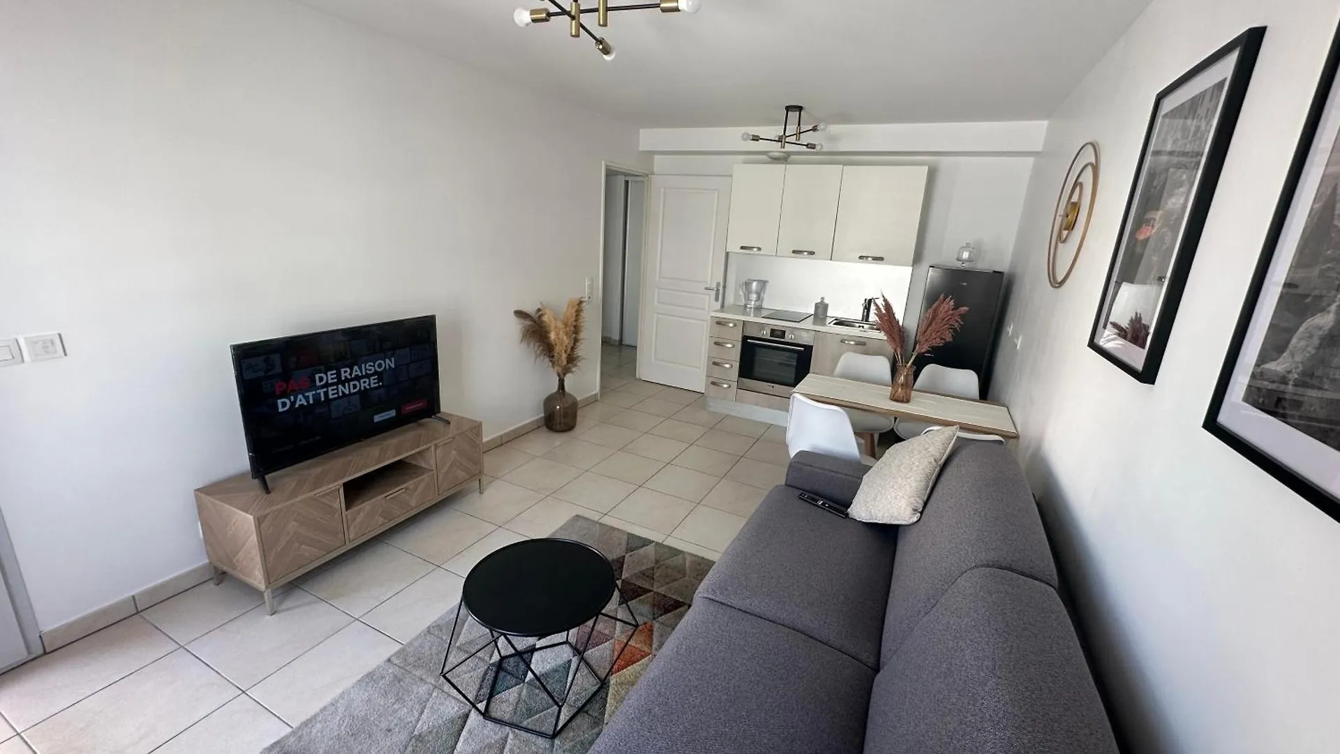Cosy 2 Pieces A 1Min A Pied De La Plage Juan-les-Pins
